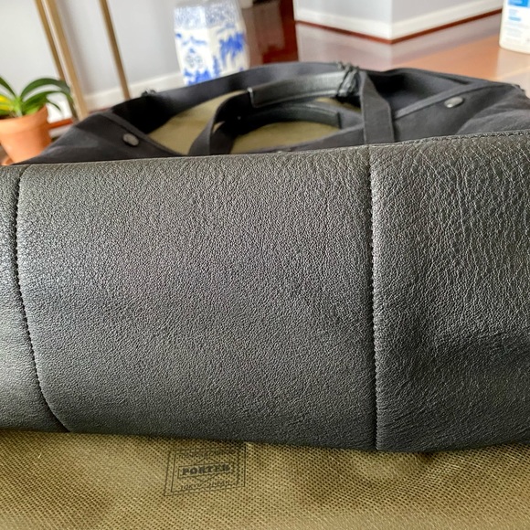 PORTER / COAL
2WAY TOTE BAG (M) - Picture 12 of 16